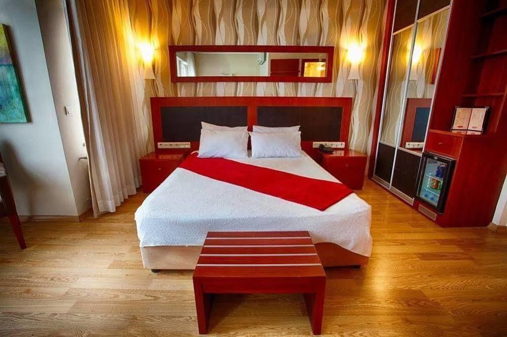 Hotel Pelit Çanakkale Buitenkant foto